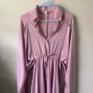 Lavender flowy dress; Glam size small